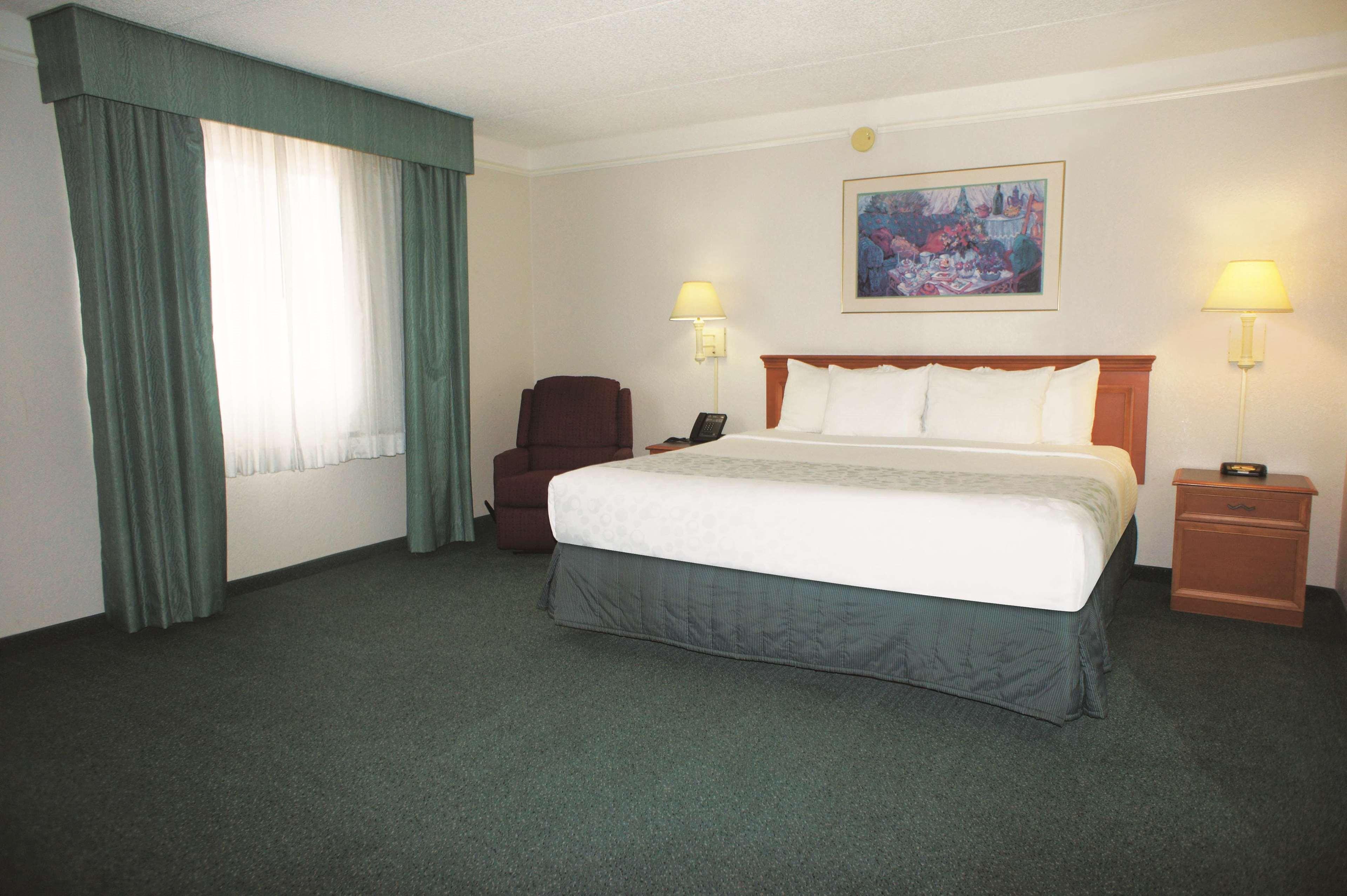 Days Inn By Wyndham San Diego Vista Esterno foto