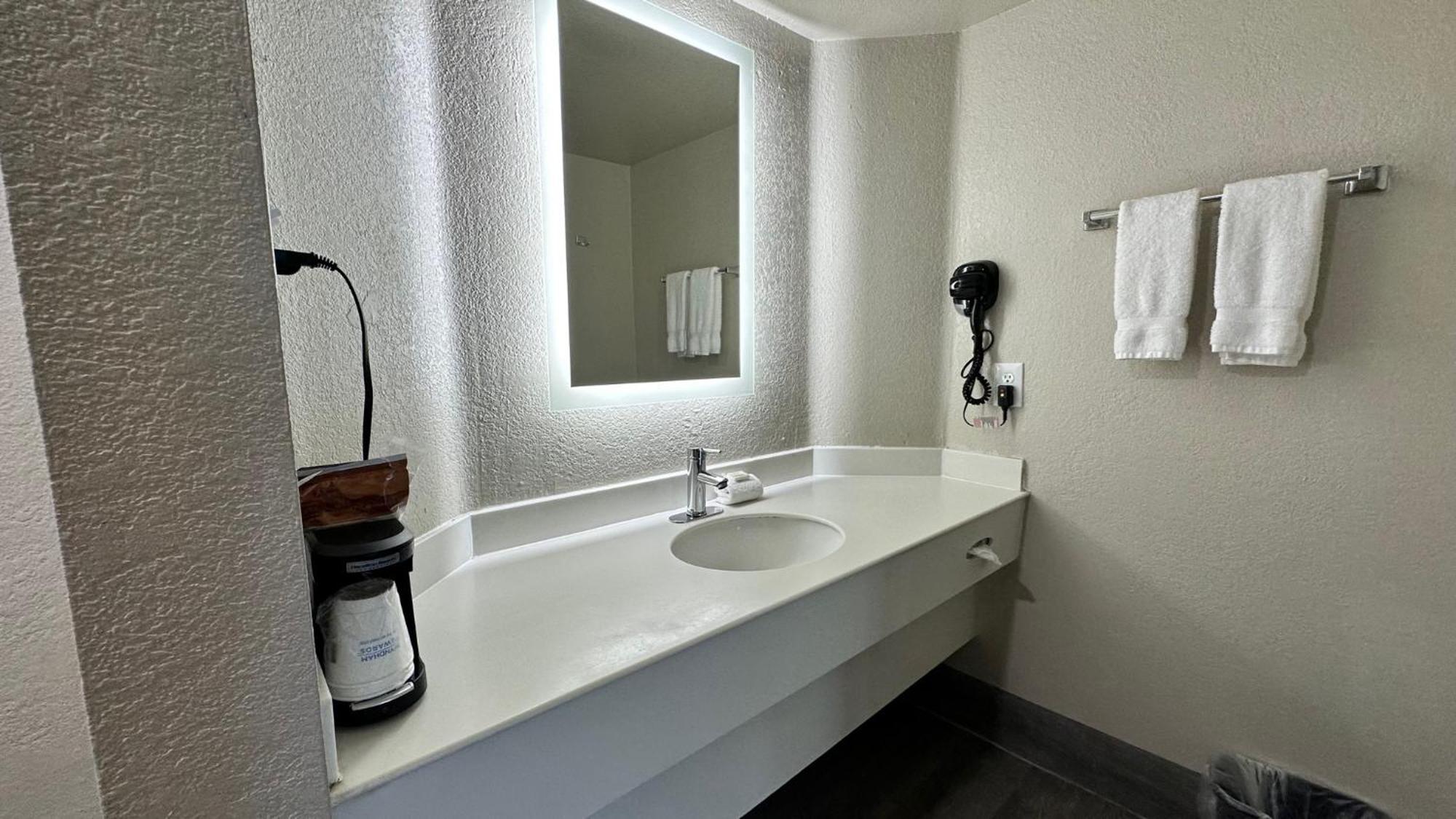 Days Inn By Wyndham San Diego Vista Esterno foto