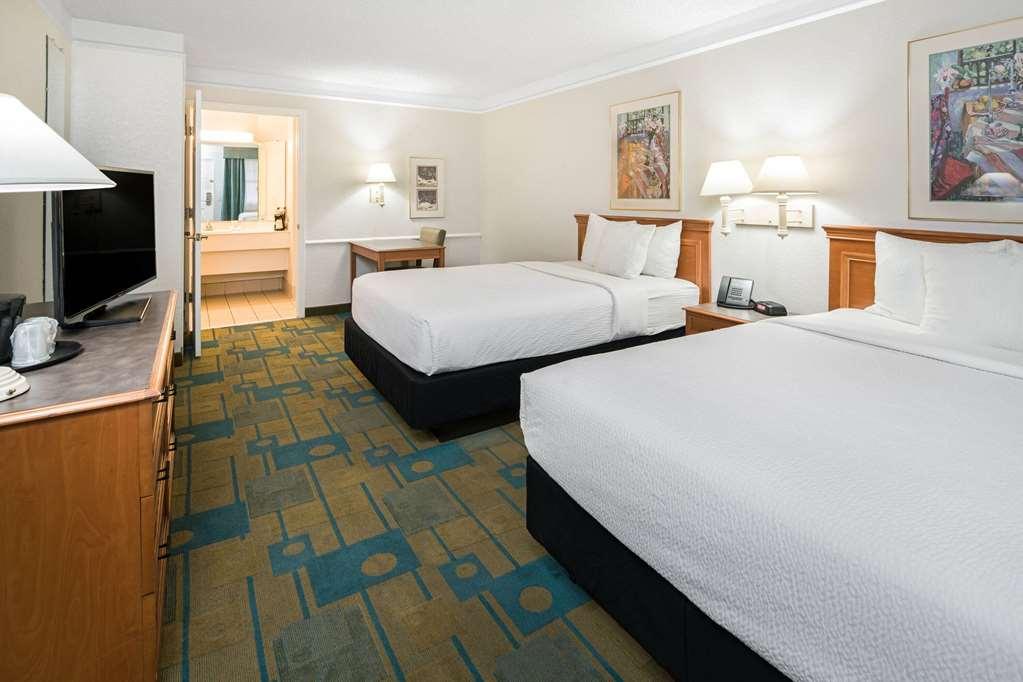 Days Inn By Wyndham San Diego Vista Camera foto