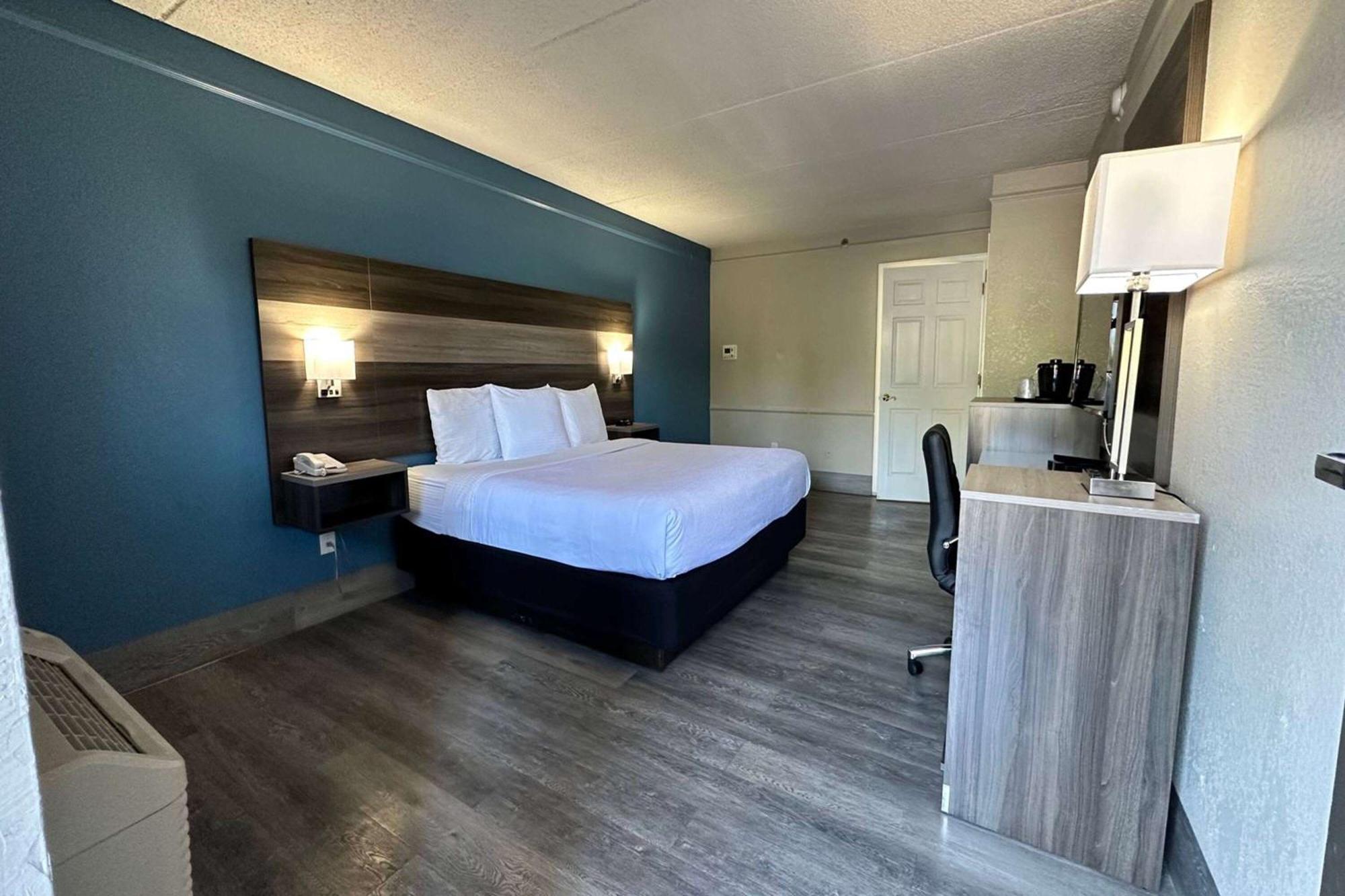 Days Inn By Wyndham San Diego Vista Esterno foto